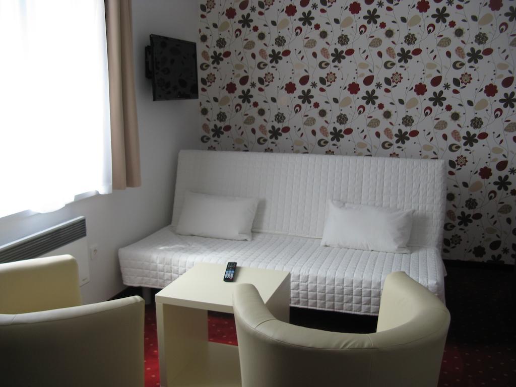 Villa Zakyl Banská Štiavnica Szoba fotó